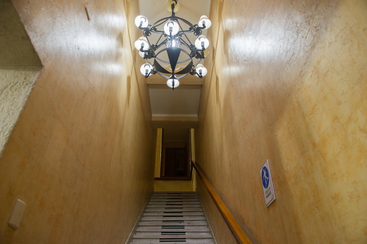 Hotel Dikran Los Ángeles Екстериор снимка